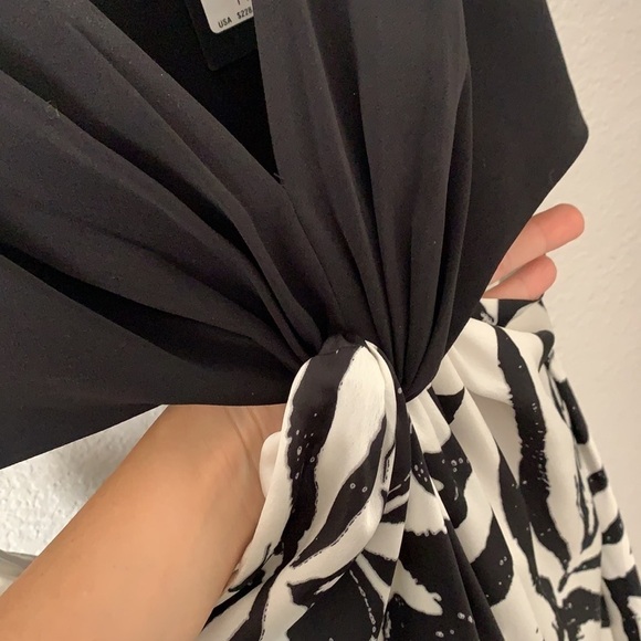 Marciano Cut Out Knot Slit Maxi Dress - Picture 6 of 16